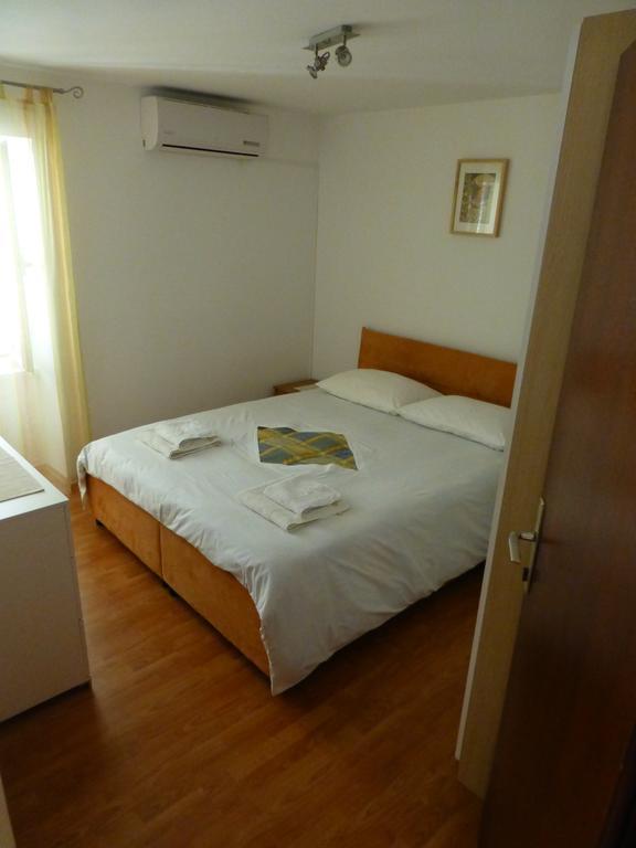 Apartment Elena Rooms Split Extérieur photo