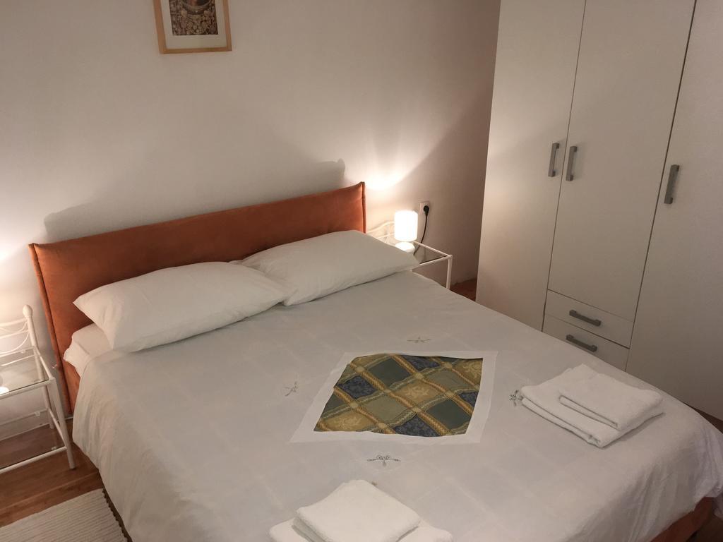 Apartment Elena Rooms Split Extérieur photo